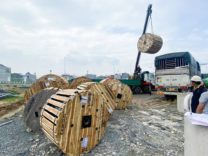 CADI-SUN giao đơn hàng trăm tấn tại sân bay Long Thành